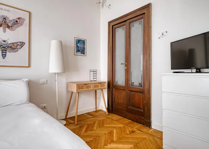 Appartamento Palazzi - Your Sunny Getaway In Porta Venezia District *