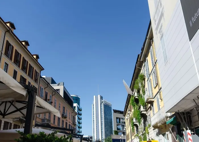 Corso Chic Street, Porta Garibaldi, Stazione Centrale, Nel Cuore Della Di