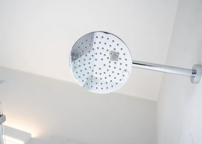 Design 4min To Metro, 15min Centrale, 25min Duomo Milánó