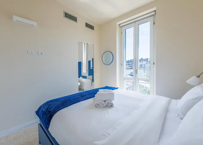 公寓 Penthouse With Terraces, Jacuzzi & Garage *