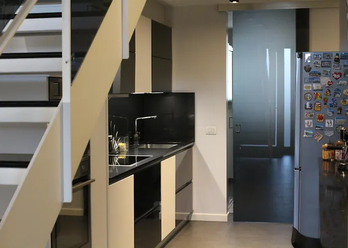 Bamboo Colico Loft דירה *