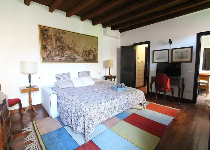 Bamboo Brera Fiorichiari 밀라노