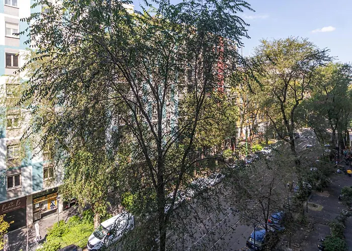 Italianway Comfort - Raffaello Sanzio 33 * Milan