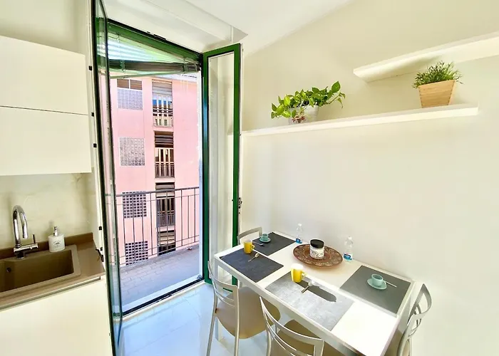 Penthouse With Panoramic Terrace-8 Minutes From The Duomo
