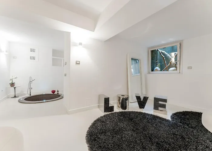 Daire Breraprivata, Con Giardino E Jacuzzi Ad Uso Esclusivo - *