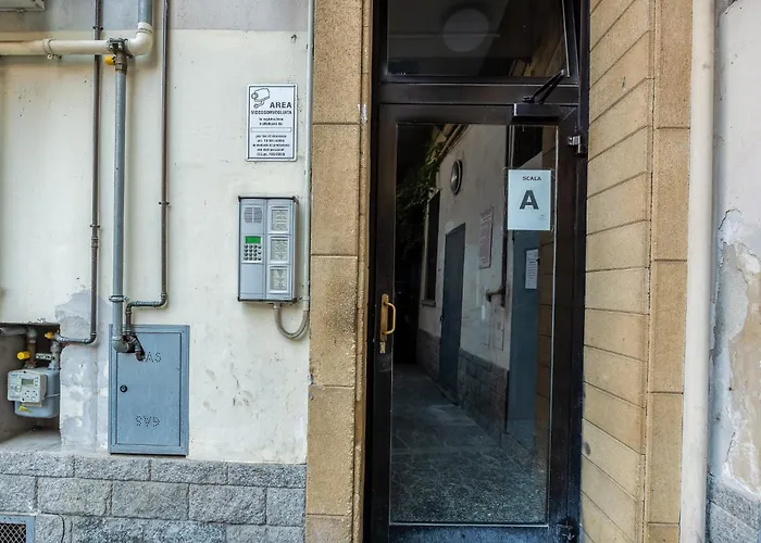 Spacious At 5 Min Walk From Station Milano