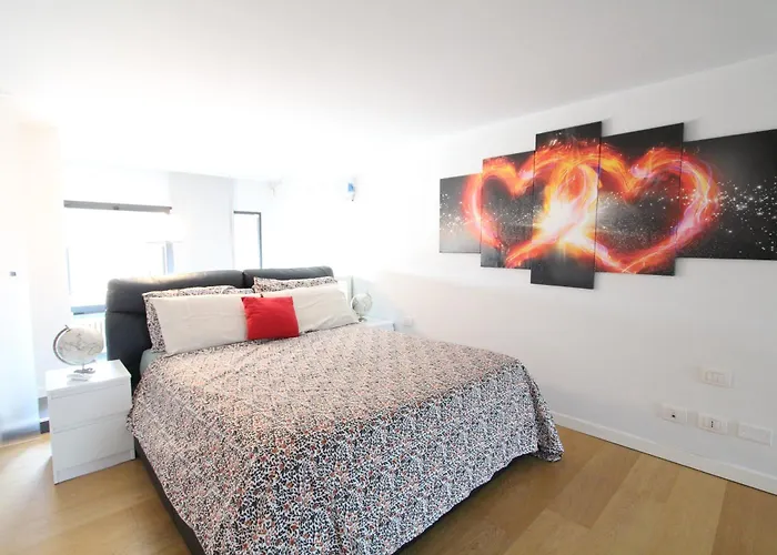 דירה Bamboo Colico Loft מילאנו