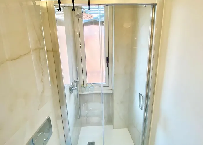 Penthouse With Panoramic Terrace-8 Minutes From The Duomo * Milano