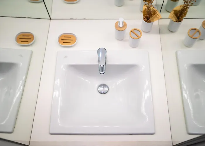 Exclusive Loft With Private Garden In Center At Navigli - 10min To Duomo شقة *