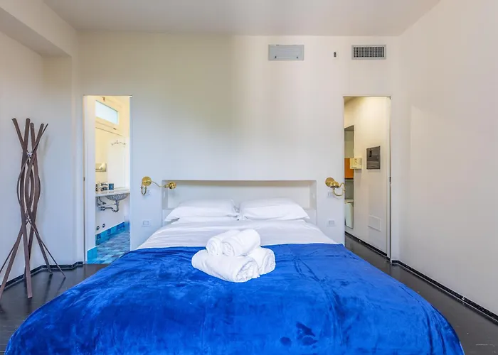 Penthouse With Terraces, Jacuzzi & Garage * 米兰