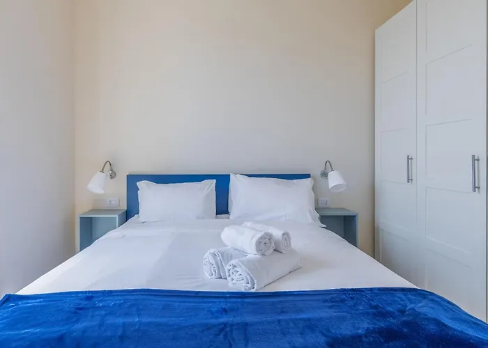 公寓 Penthouse With Terraces, Jacuzzi & Garage *