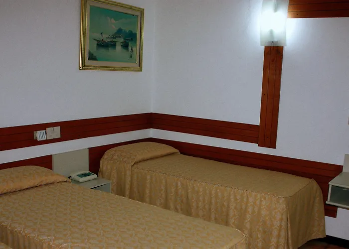 Piccolo Szálloda Milánó