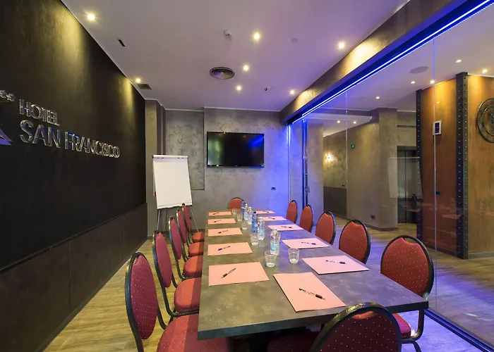 Hotell San Francisco 3*