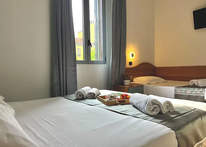 萨拉酒店 2* 米兰