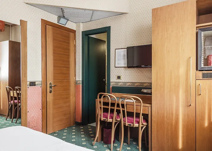 Des Etrangers Μιλάνο