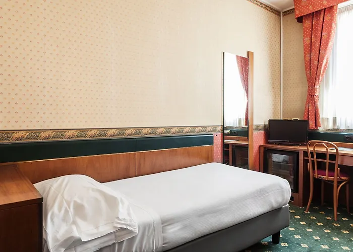 Des Etrangers Μιλάνο