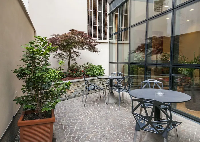 Ξενοδοχείο Des Etrangers 3*