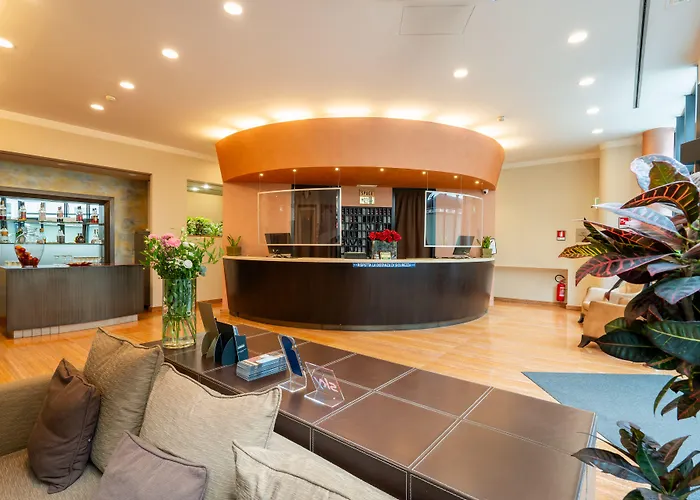 Des Etrangers 3* Μιλάνο