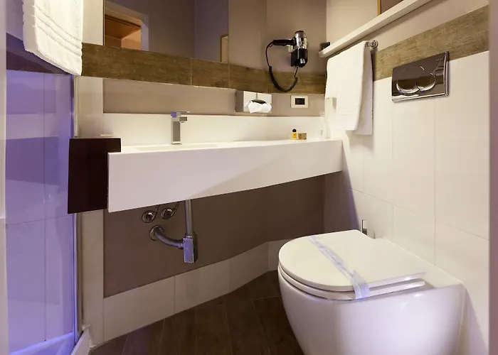 Mentana, By R Collection Hotel 4*