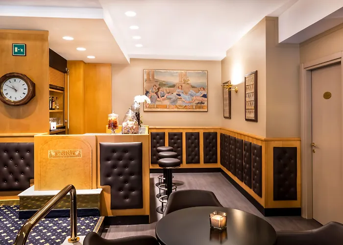 Mentana, By R Collection Milano