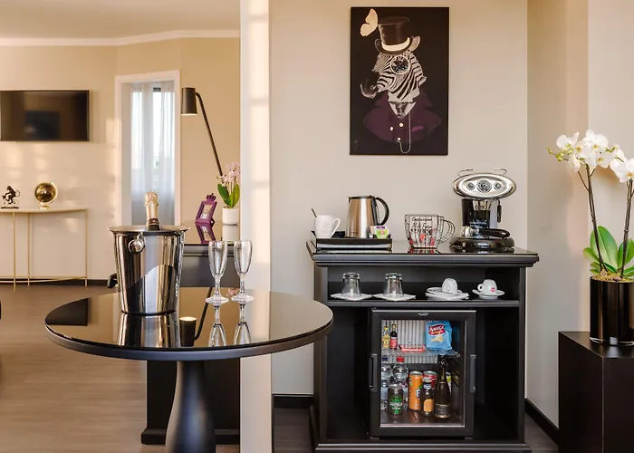 Mentana, By R Collection 4* Milano