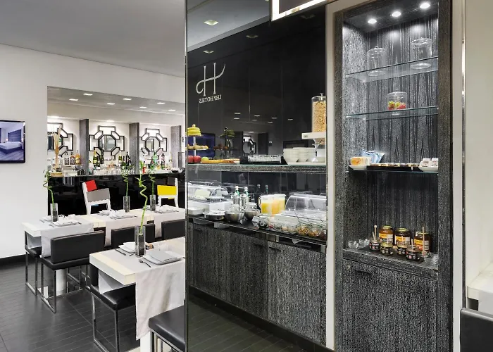 Lhp Napoleon Hotel 4*