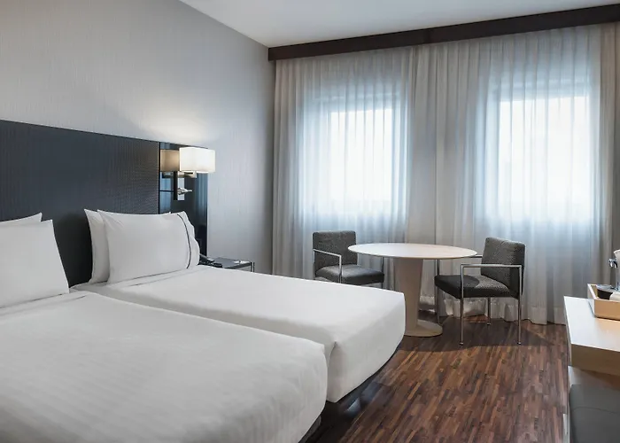 Ac By Marriott Отель 4*