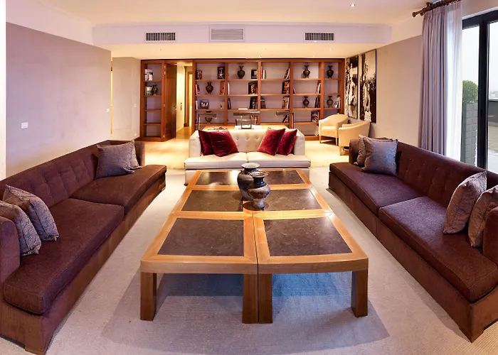 Radisson Blu Hotel 4*