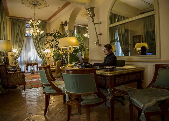 Petit Palais De Charme 4*