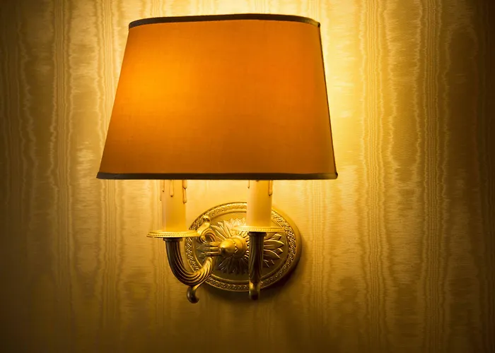מלון Petit Palais De Charme 4*