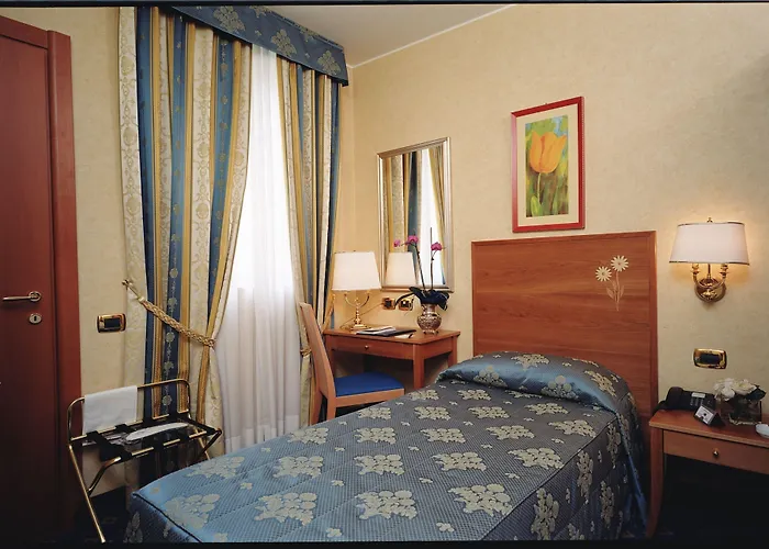 Boutique Dieci 4*
