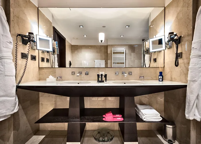 Crowne Plaza By Ihg Hotel Mediolan