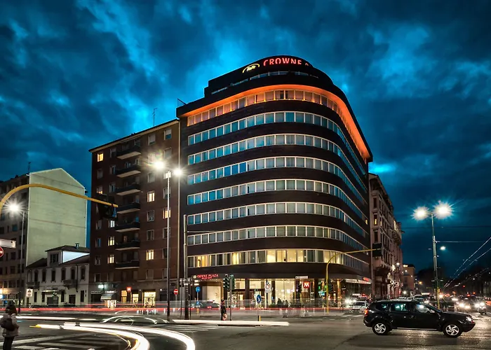 Hotel Crowne Plaza By Ihg 4*