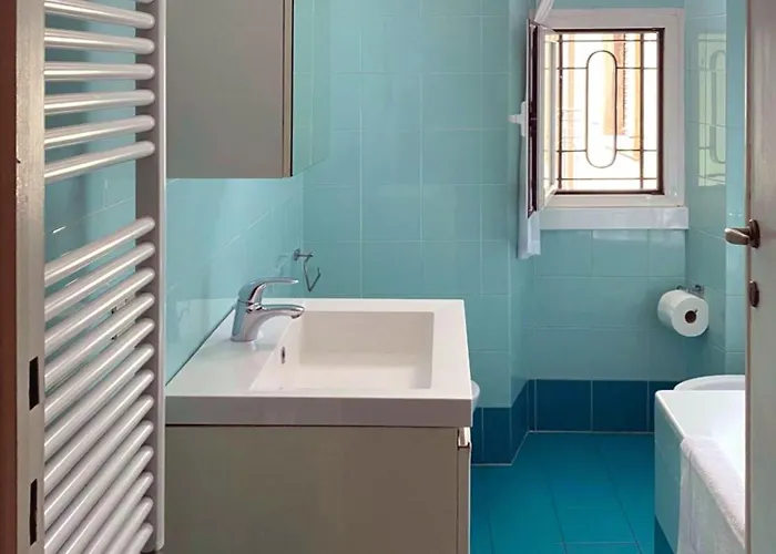 Urban Art アパート *