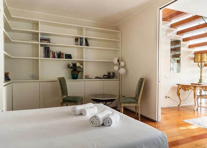 Appartement Youhosty - Luxury Town House *