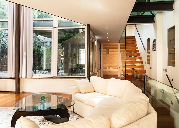 Youhosty - Luxury Town House *