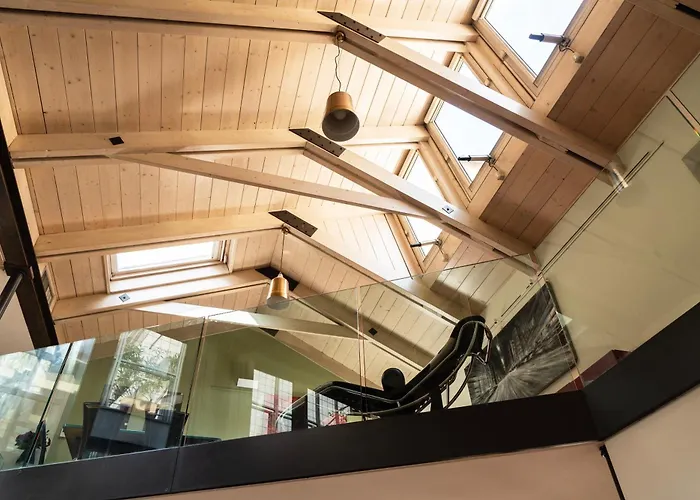 Youhosty - Luxury Town House *