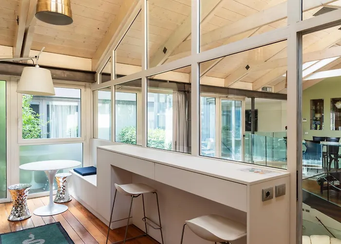 Youhosty - Luxury Town House *