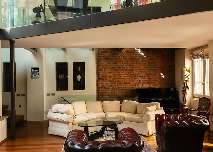 Youhosty - Luxury Town House