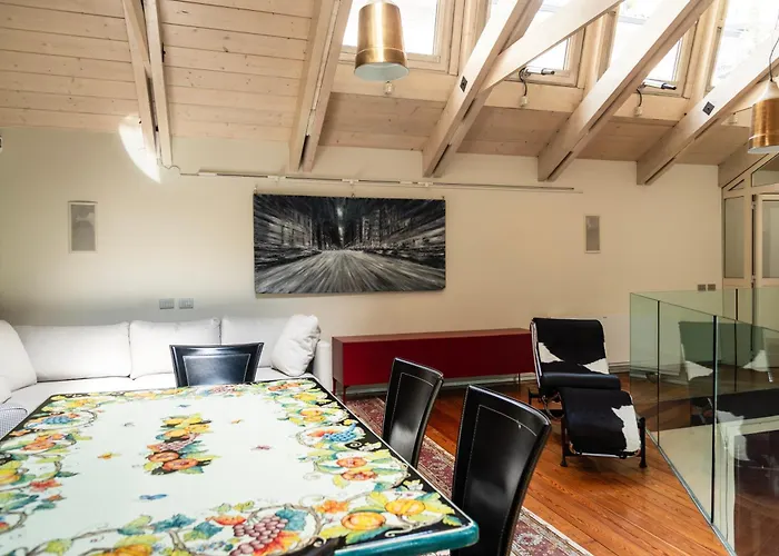 Appartement Youhosty - Luxury Town House *