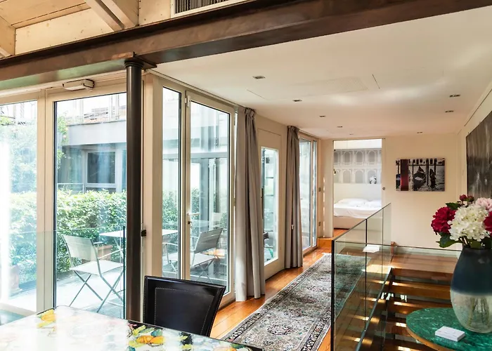 Youhosty - Luxury Town House Appartement