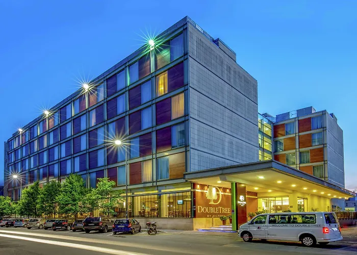 Doubletree By Hilton מלון 4*