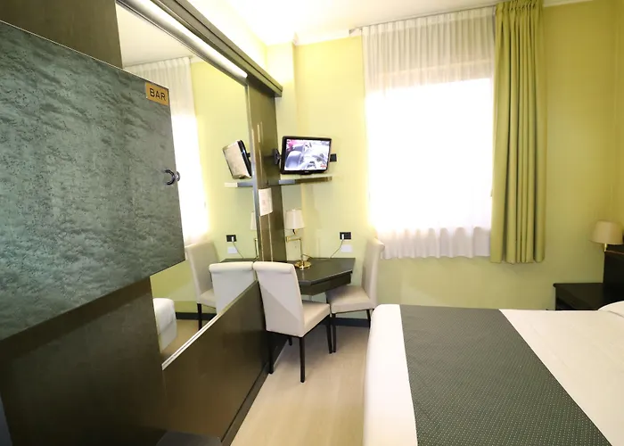 Domenichino Hotel 3*