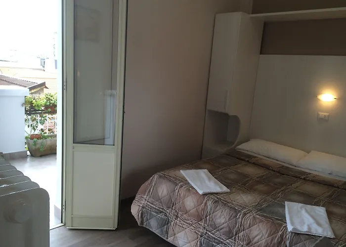 Отель Kennedy *