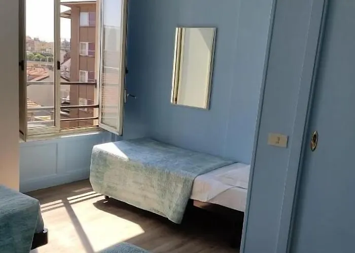 Отель Kennedy *