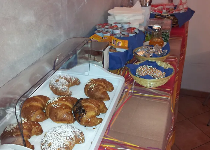 Iride Stazione Lambrate Citta Studi 2* 밀라노