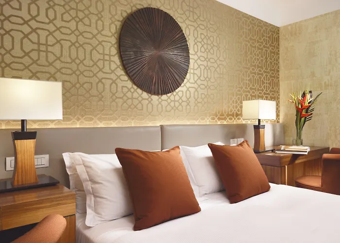 Milan Suite Hotel Отель