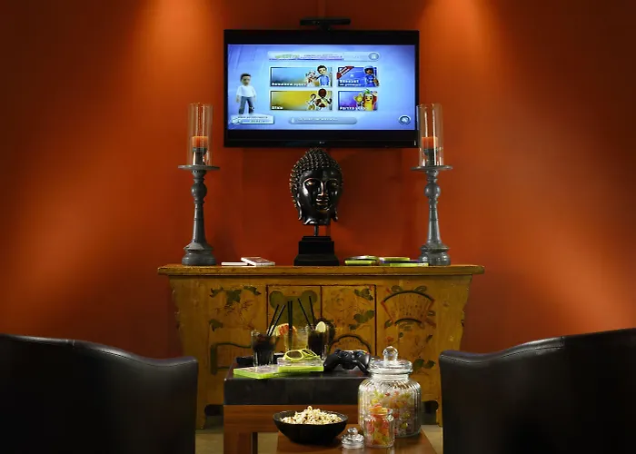 Milan Suite Hotel מלון