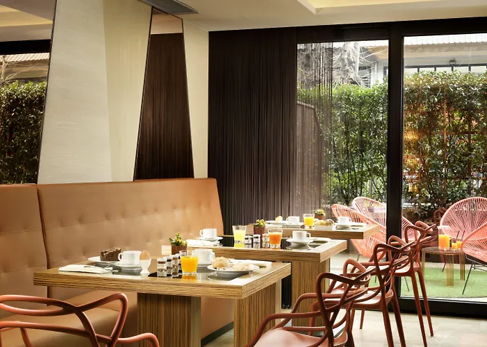 Milan Suite Hotel 4*