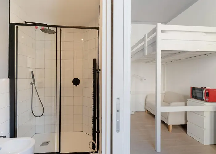 Guesthost - Portello Cozy